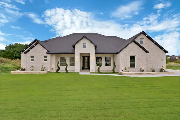 7460 Bald Cypress Drive, Ovilla, TX 75154