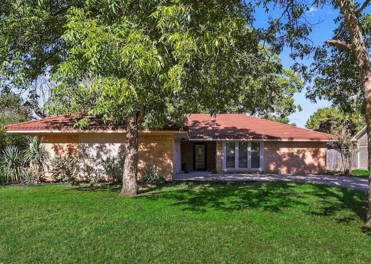 107 Creek Courts Drive, Trophy Club, TX 76262 - #1
