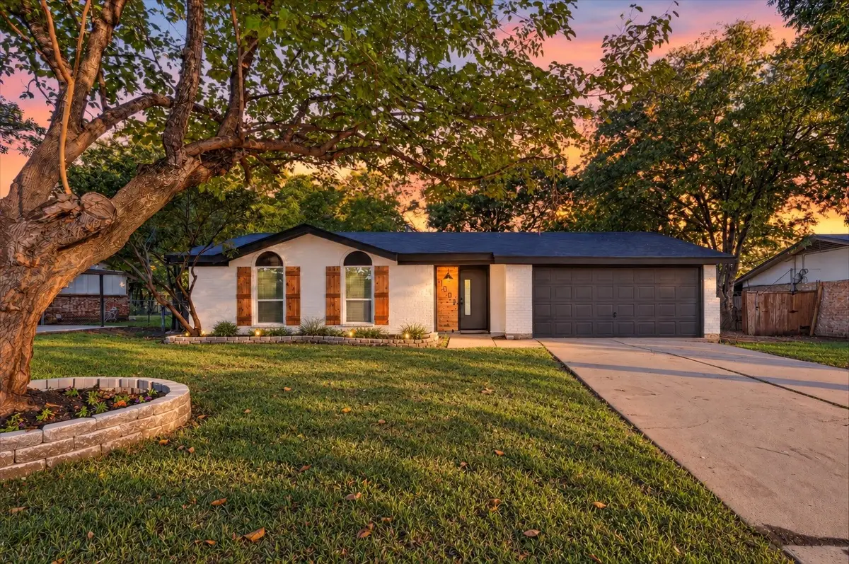 1003 E Dallas Street, Mansfield, TX 76063 - #1