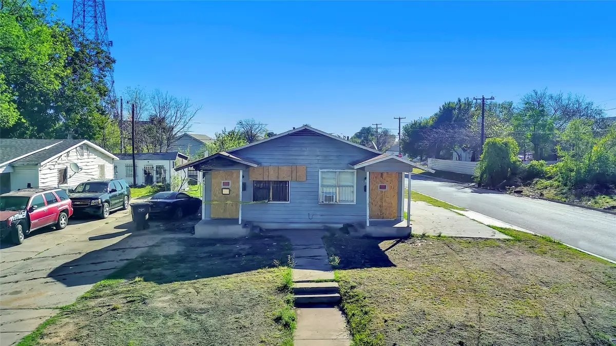 2745 S Jones Street, Fort Worth, TX 76104 - #1