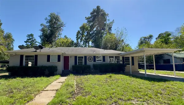 816 Finney Street, Sulphur Springs, TX 75482