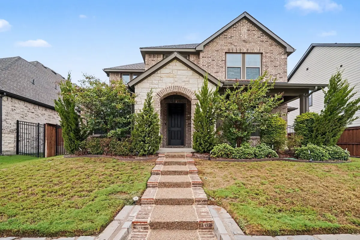 909 Almond Blossom Circle, Crowley, TX 76036 - #1