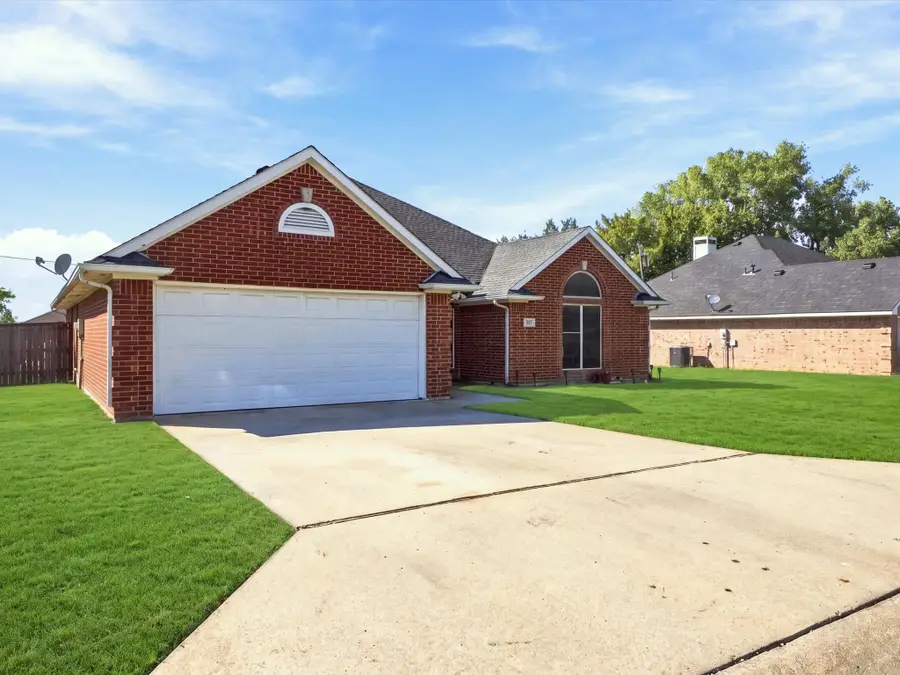 928 Calder Street, Howe, TX 75459 - #2