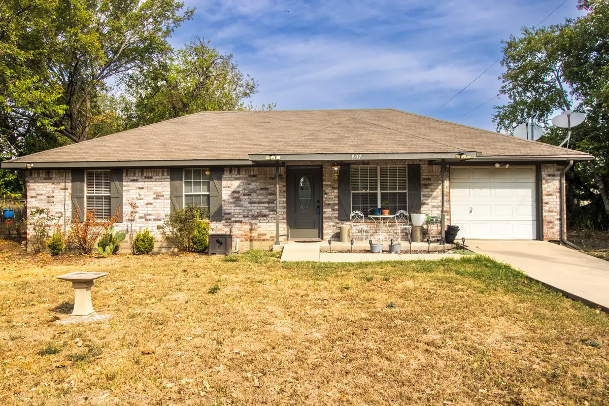 807 E 10th Street, Kemp, TX 75143 - #1
