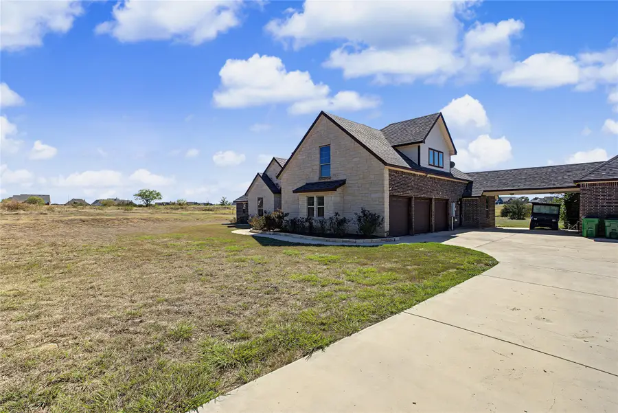 115 Chisum Drive, Millsap, TX 76066 - #3