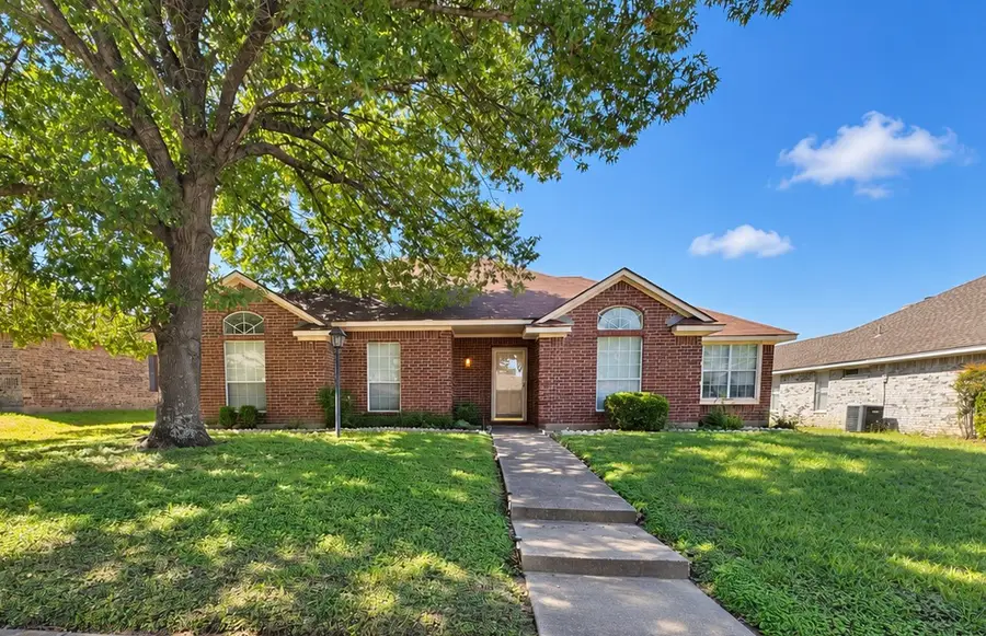 725 Andalusia Trail, Desoto, TX 75115 - #3