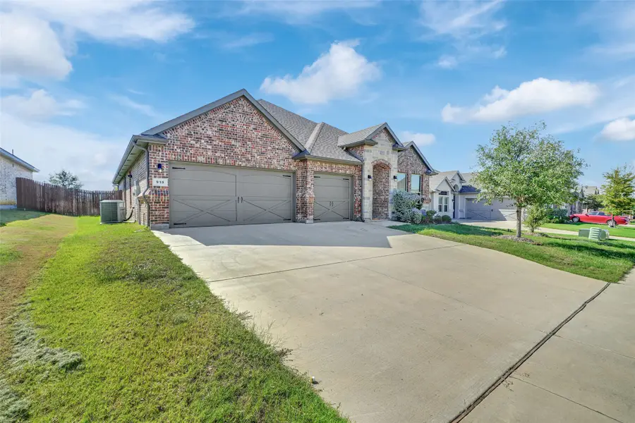 919 Hondo Lane, Mansfield, TX 76063 - #2
