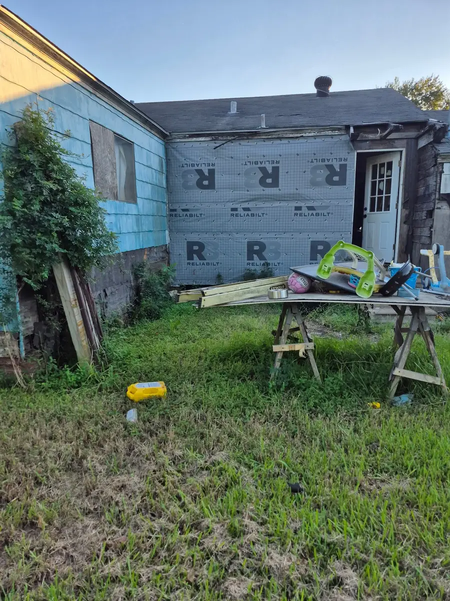 3856 Lincoln Avenue, Groves, TX 77619 - #3