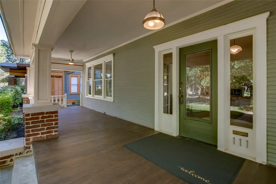 111 S Rosemont Avenue, Dallas, TX 75208 - #2