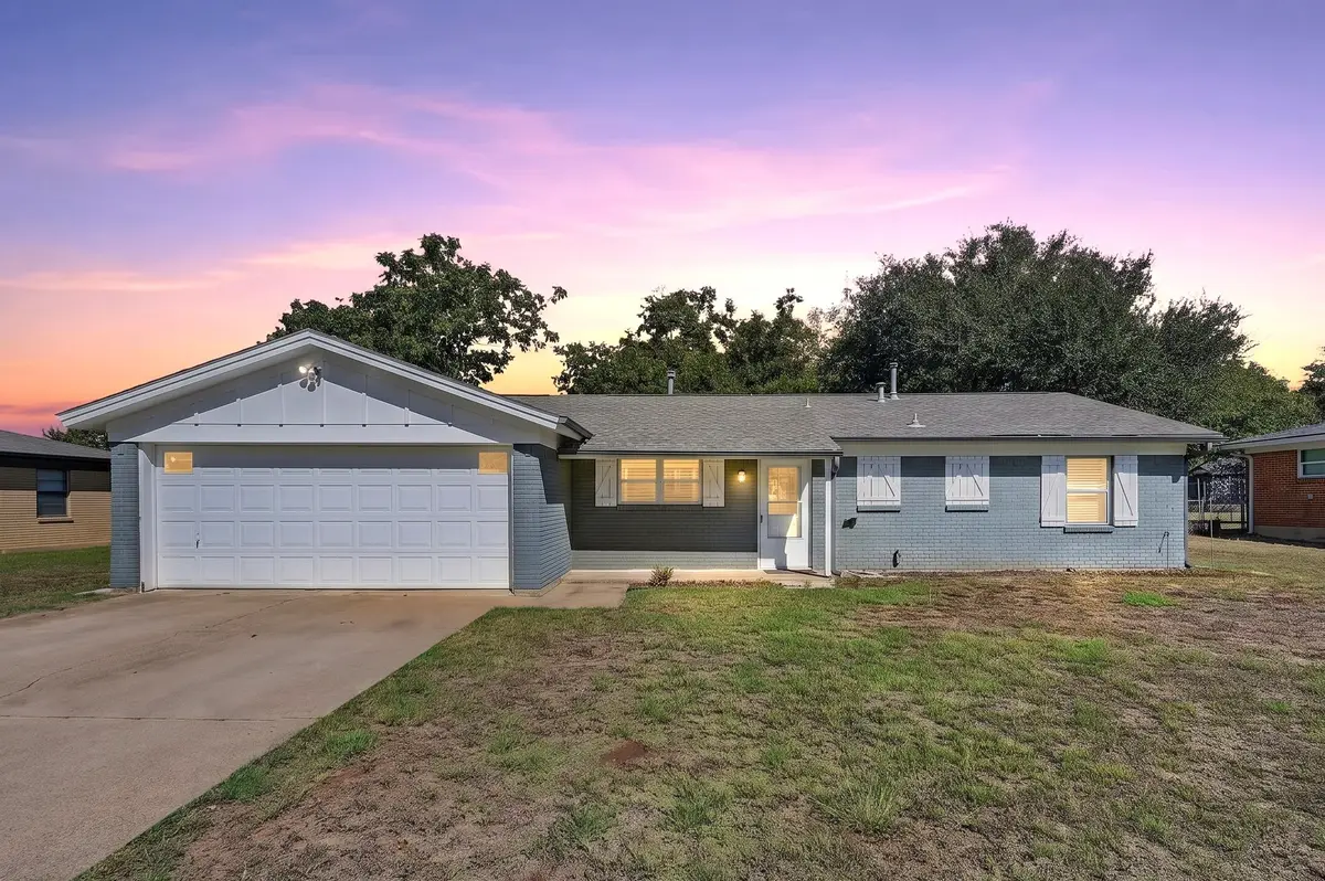 1216 Walker Drive, Hurst, TX 76053 - #1
