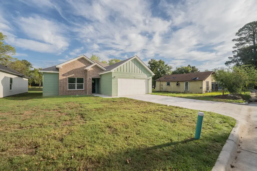 923 Putnam Street, Sulphur Springs, TX 75482 - #2