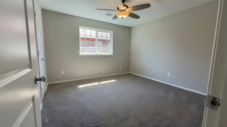 913 Barbara Street, Denton, TX 76209 - #3