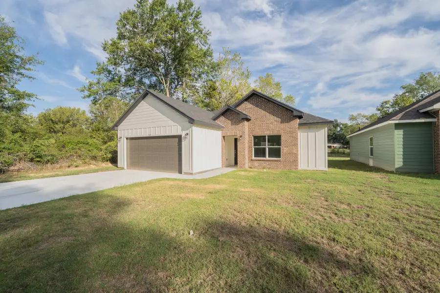 921 Putnam, Sulphur Springs, TX 75482 - #3