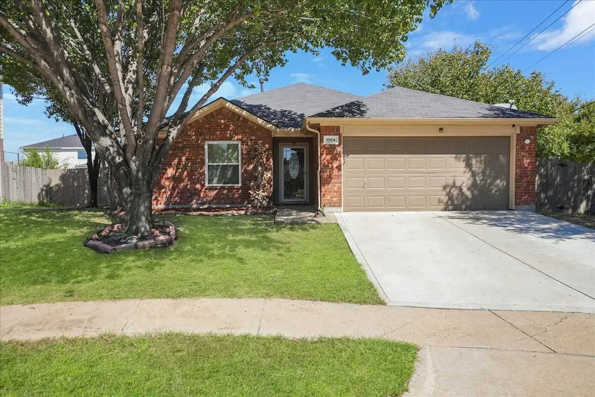 1004 Cedarbrook Circle, Grand Prairie, TX 75052 - #1