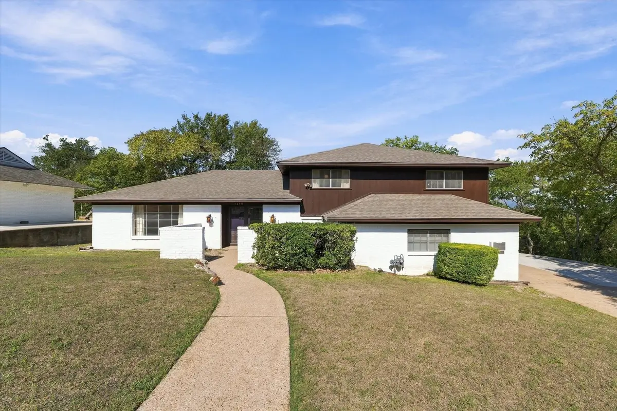 1140 Sierra Drive, Woodway, TX 76712 - #1