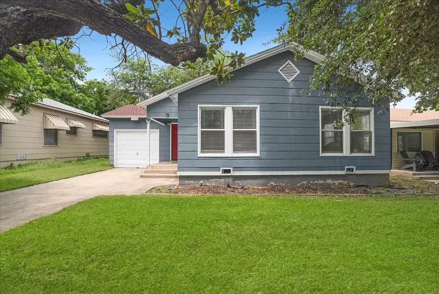 4006 Curzon Avenue, Fort Worth, TX 76107 - #2