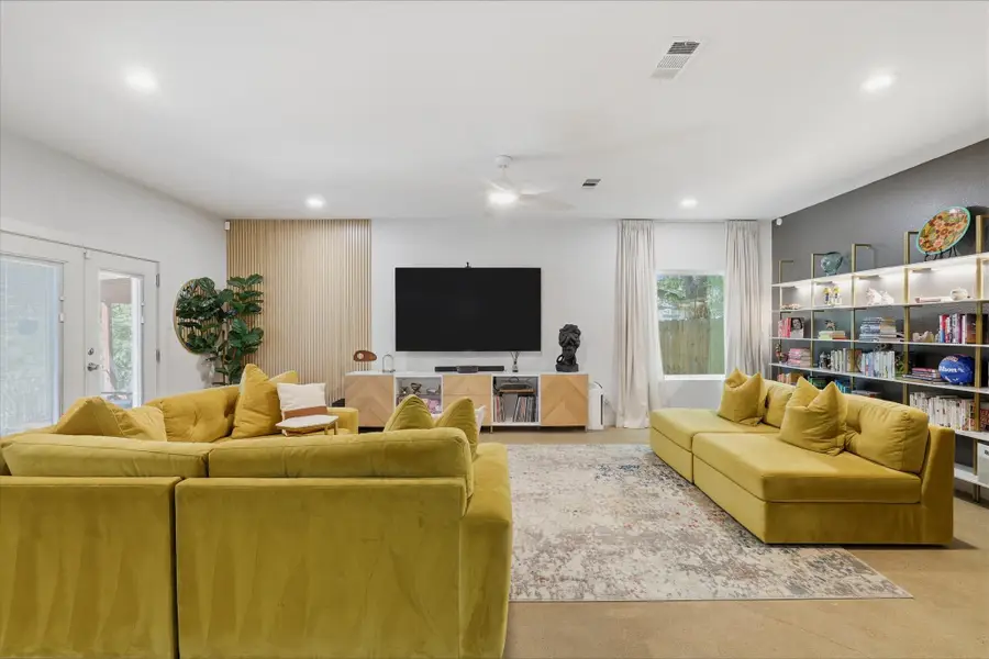 709 Woodbine Avenue, Dallas, TX 75203 - #3