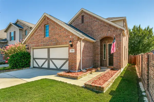 1989 Hope Tinley Court, Lewisville, TX 75077