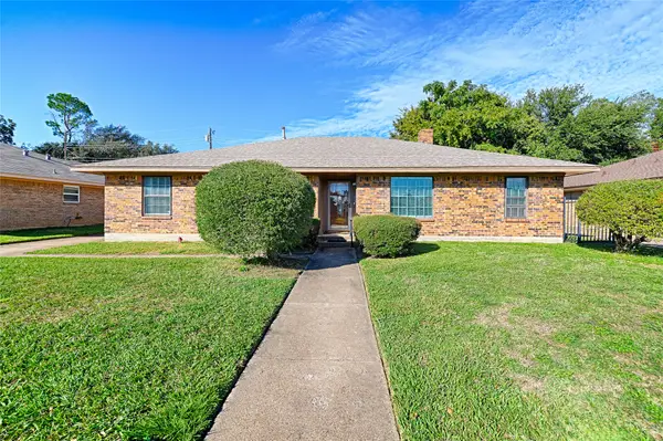 2909 Lee Park Drive, Irving, TX 75062