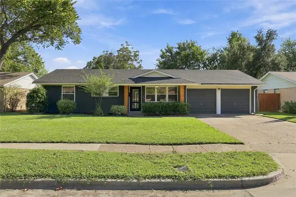 2960 Amber Lane, Farmers Branch, TX 75234