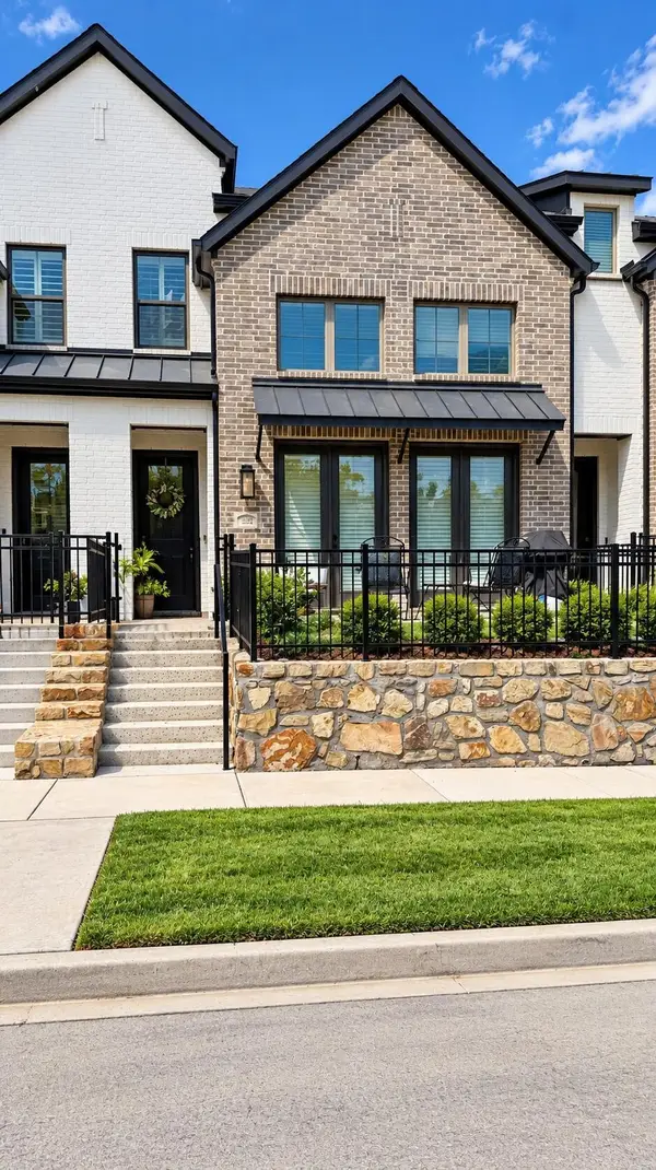 13932 Longvalley Drive, Fort Worth, TX 76008
