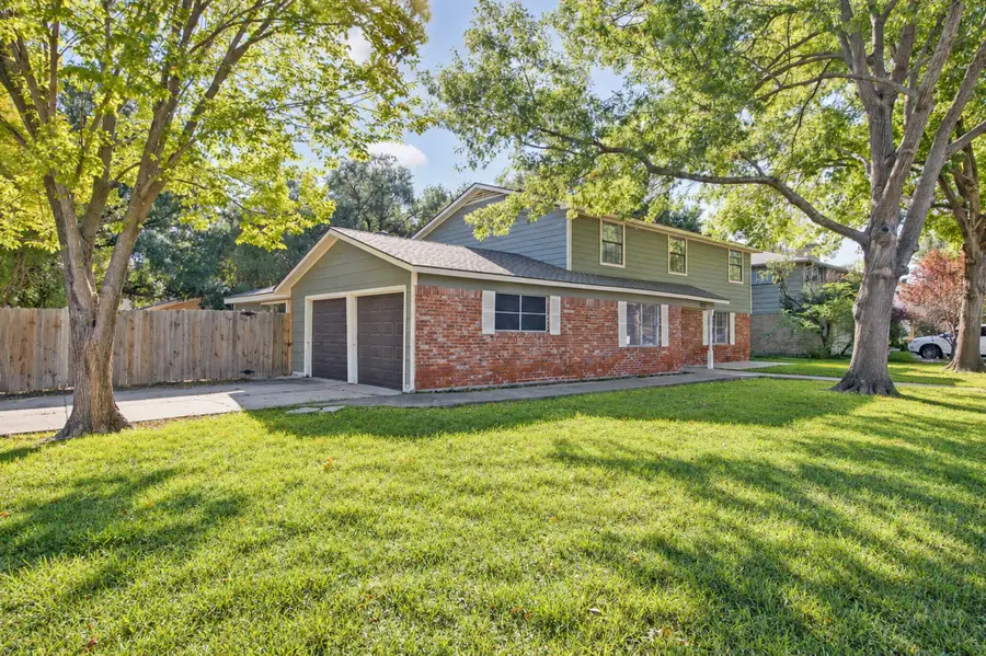 1002 Hickory Street, Irving, TX 75060 - #3