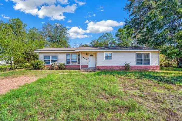 864 Lost Gold Road, Waco, TX 76708