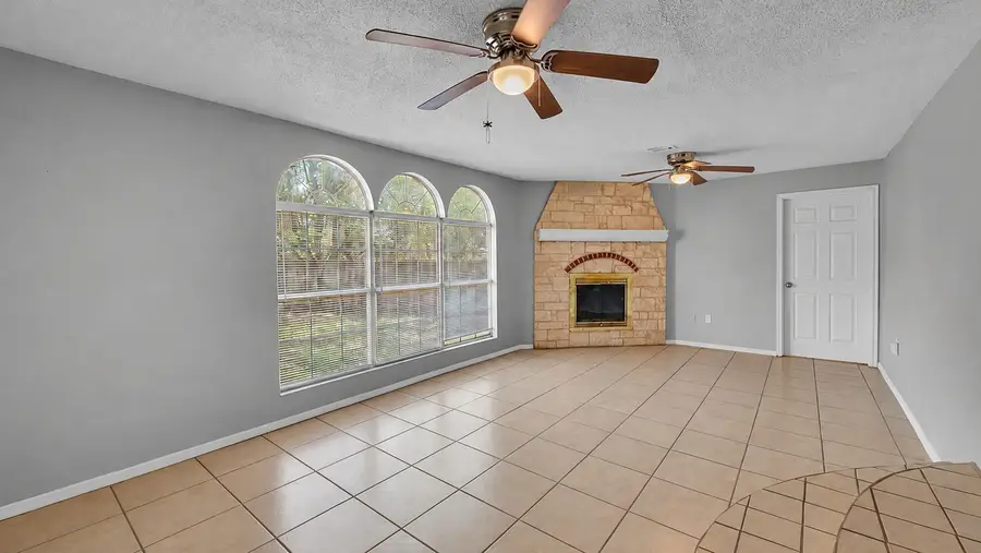 864 Lost Gold Road, Waco, TX 76708 - #2