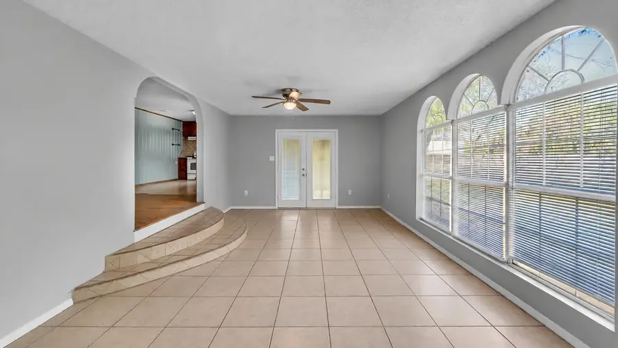 864 Lost Gold Road, Waco, TX 76708 - #3