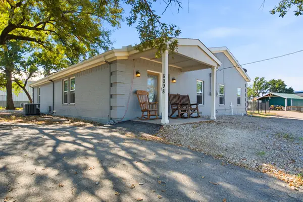 5098 Fairview, Millsap, TX 76066