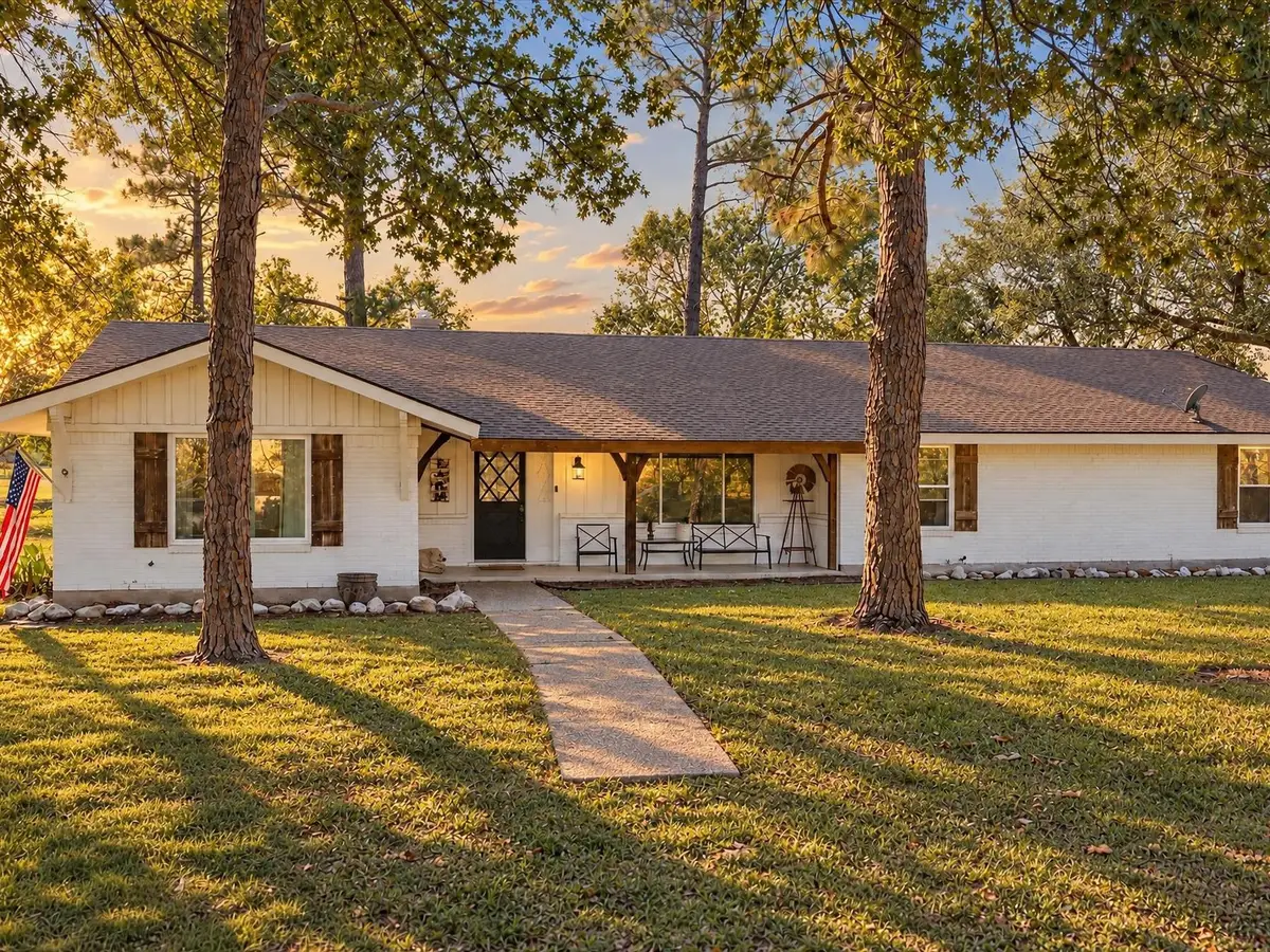 4800 Oak Grove Road, Ennis, TX 75119 - #1