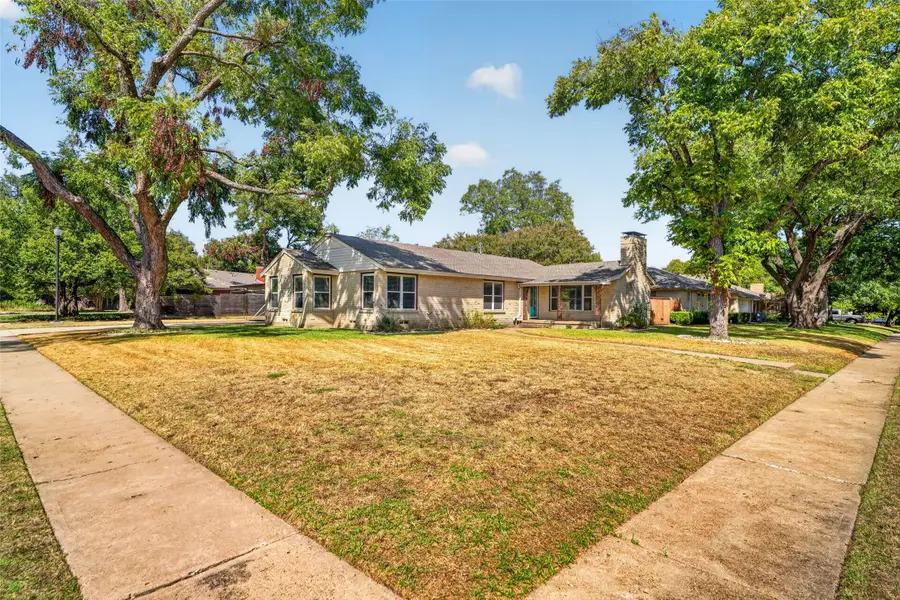 9733 Edgelake Drive, Dallas, TX 75218 - #3