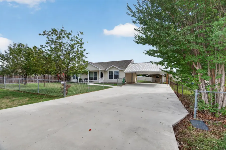 324 Pearson Lane, Azle, TX 76020 - #2
