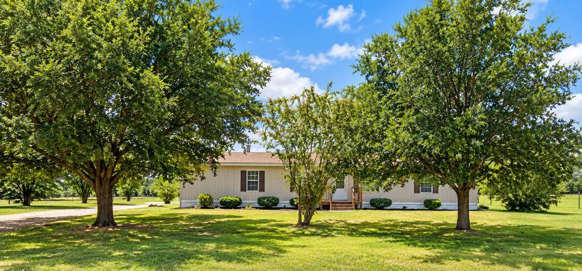 7011 Mitchell Drive, Terrell, TX 75160 - #1
