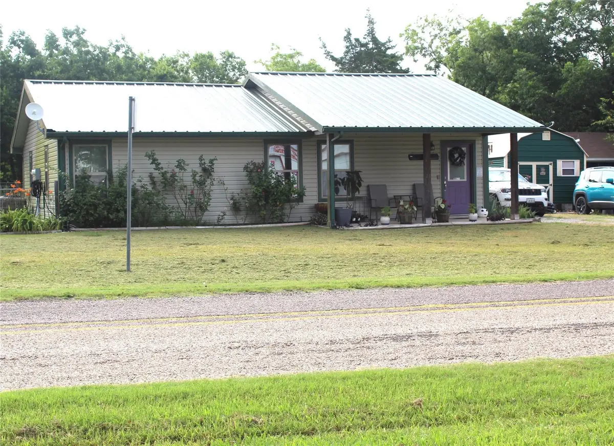402 Cleveland Street, Bailey, TX 75452 - #1