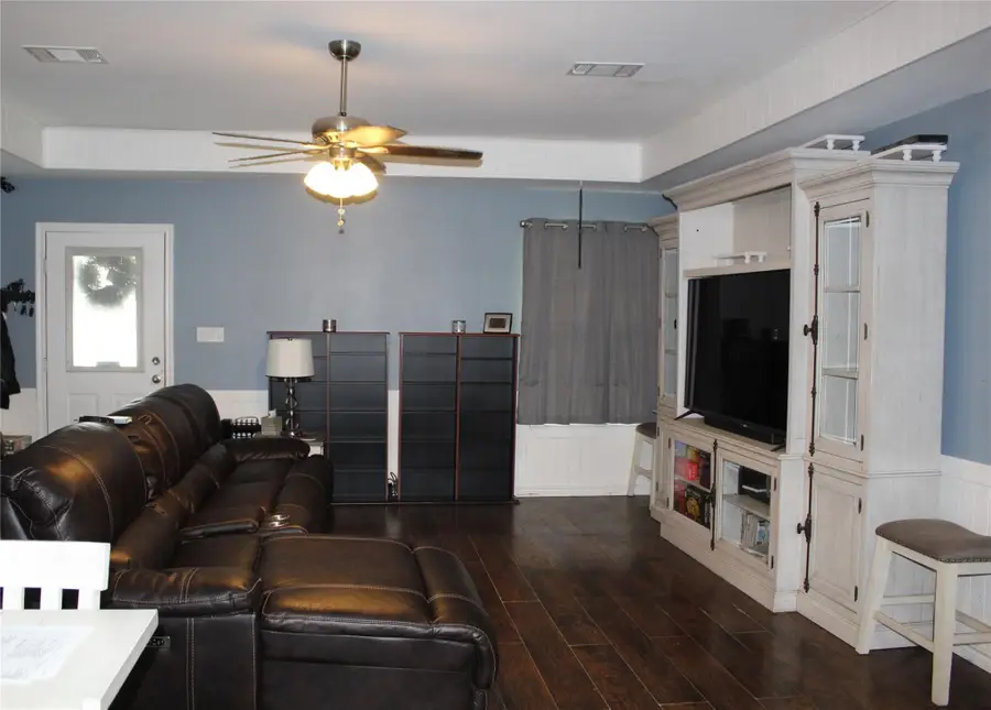 402 Cleveland Street, Bailey, TX 75452 - #3
