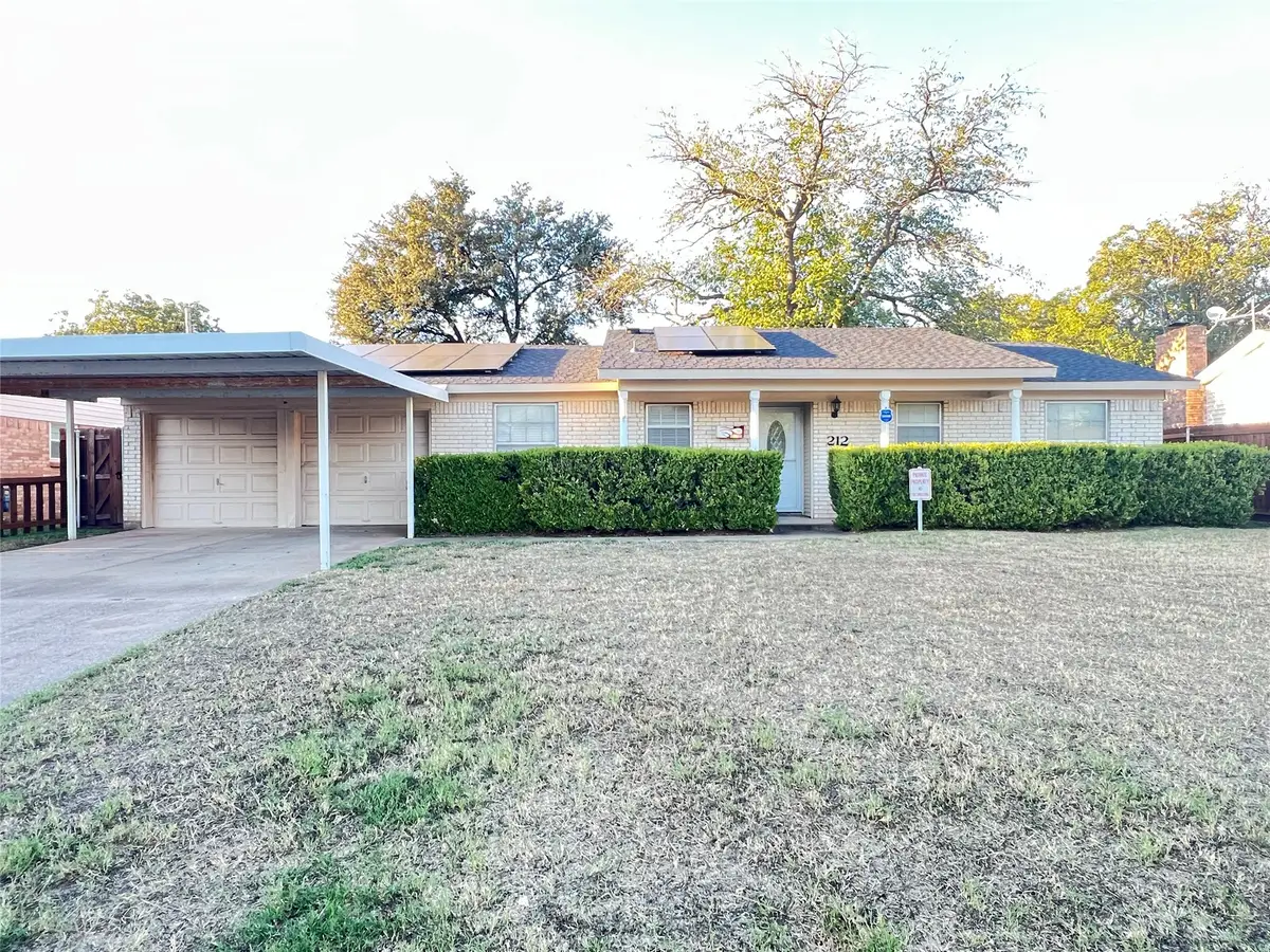 212 Straw Road, Saginaw, TX 76179 - #1