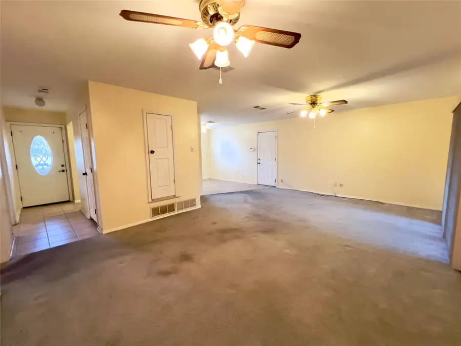 212 Straw Road, Saginaw, TX 76179 - #2