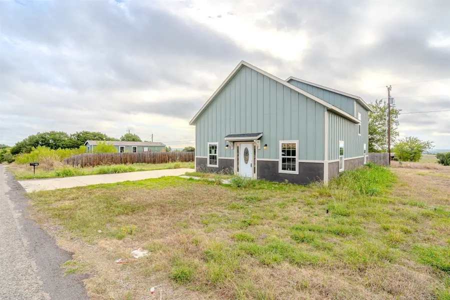 4429 Peppertree Road, Granbury, TX 76048 - #2