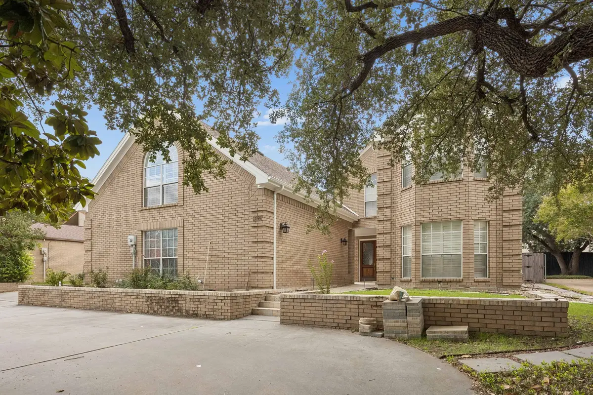 6422 Covecreek Place, Dallas, TX 75240 - #1