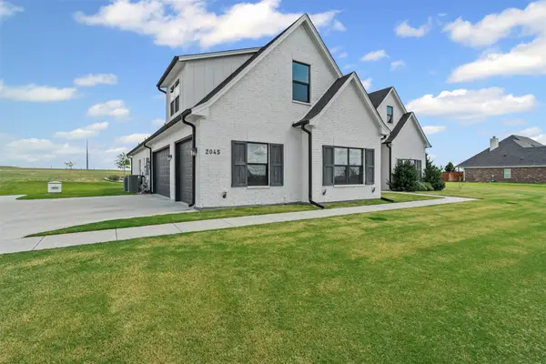 2045 Eagles Ridge Drive, Weatherford, TX 76087