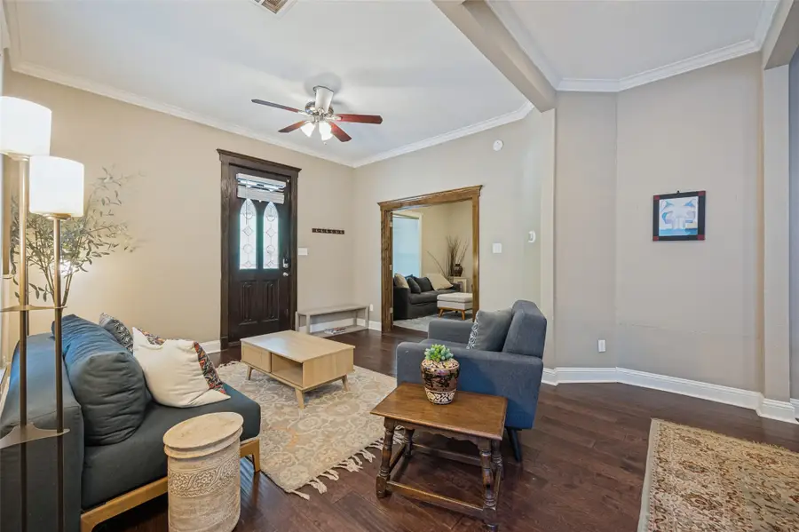820 W Eigth Street, Dallas, TX 75208 - #3