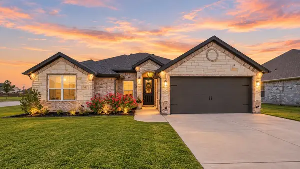 601 Violet Drive, Tolar, TX 76476
