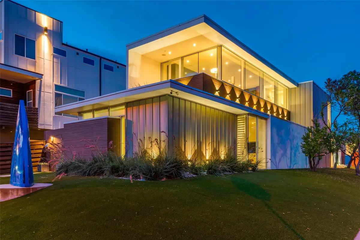 2300 N Carroll Ave, Dallas, TX 75204 - #1