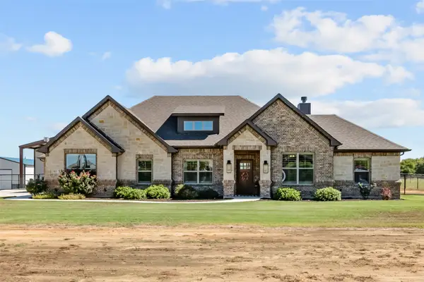 953 County Road 4764, Boyd, TX 76023