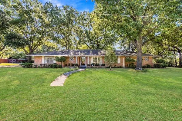 522 Old Telico Road, Ennis, TX 75119