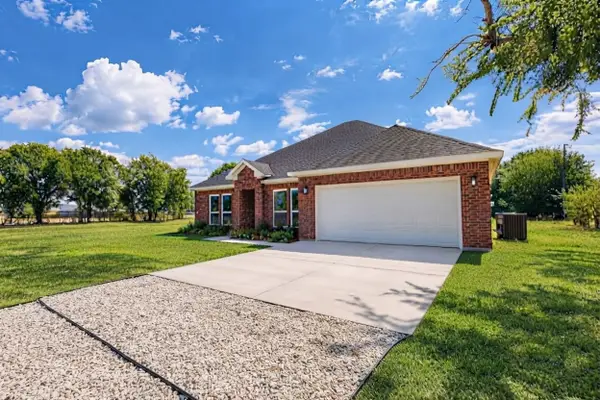 1659 County Road 613, Farmersville, TX 75442