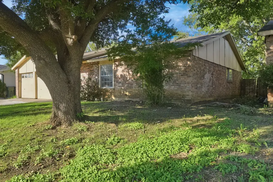4912 Sandalwood Lane, Arlington, TX 76017 - #3