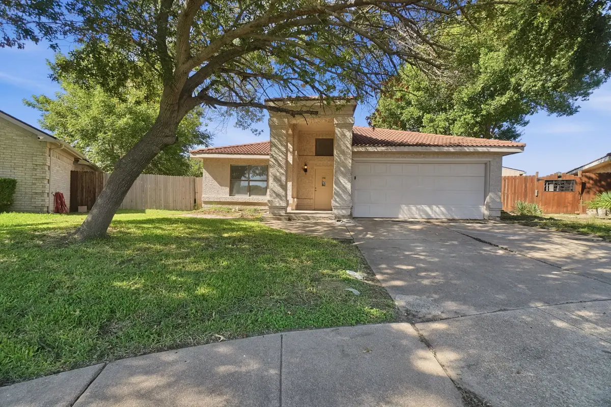 6000 Lavaca Drive, Arlington, TX 76018 - #1