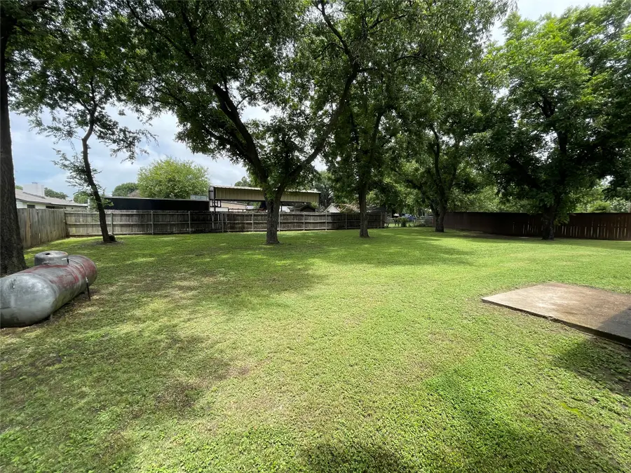 204 E 6th Street, Tolar, TX 76476 - #3